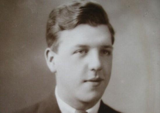 Ӣ��(gu��)�F(xi��n)����݆���¼� ����l(f��)�F(xi��n)���ư���ǰ�Լ�